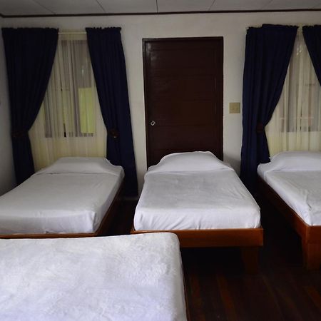 Hotel Sierpe River- Oleaje Sereno Exteriör bild