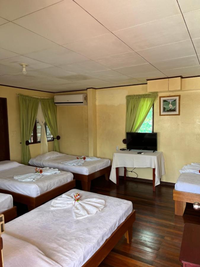 Hotel Sierpe River- Oleaje Sereno Exteriör bild